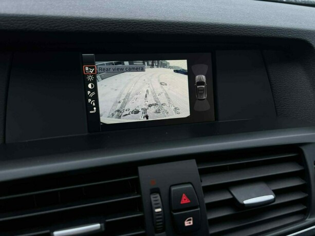 bmw-x3-diesel-2011-big-19