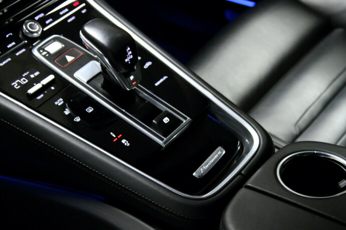 porsche-panamera-elektrisitetbensin-2018-big-20