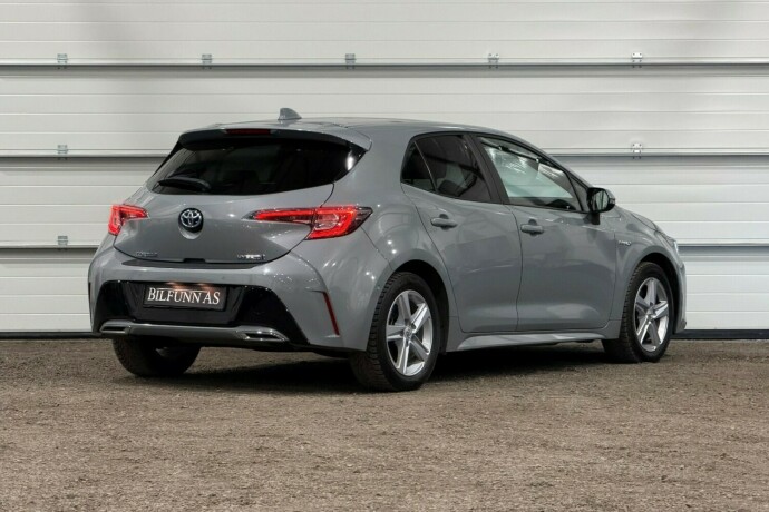 toyota-corolla-elektrisitetbensin-2019-big-2