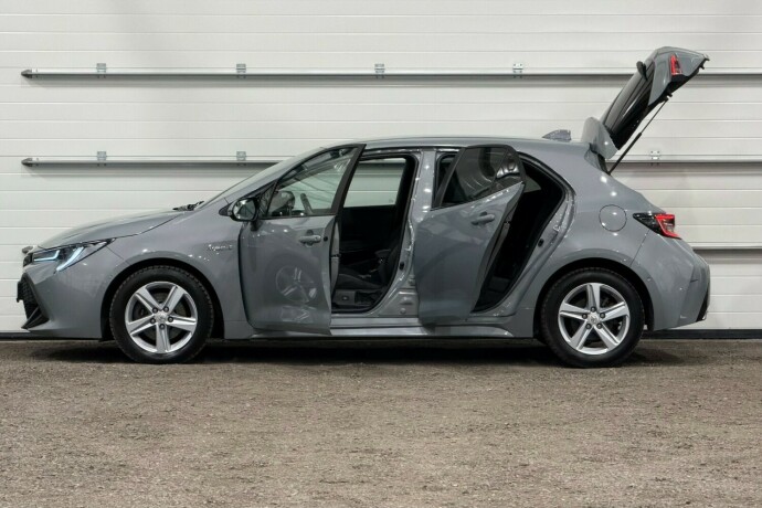 toyota-corolla-elektrisitetbensin-2019-big-5