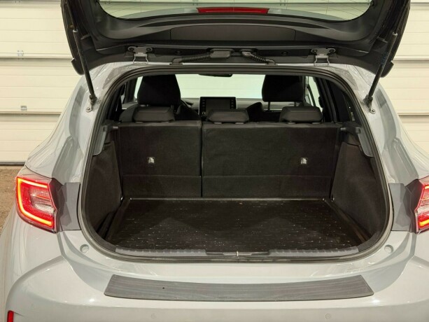 toyota-corolla-elektrisitetbensin-2019-big-11