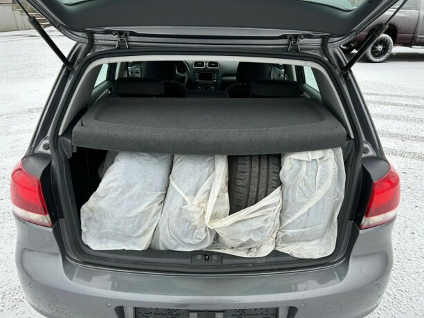 volkswagen-golf-diesel-2012-big-8