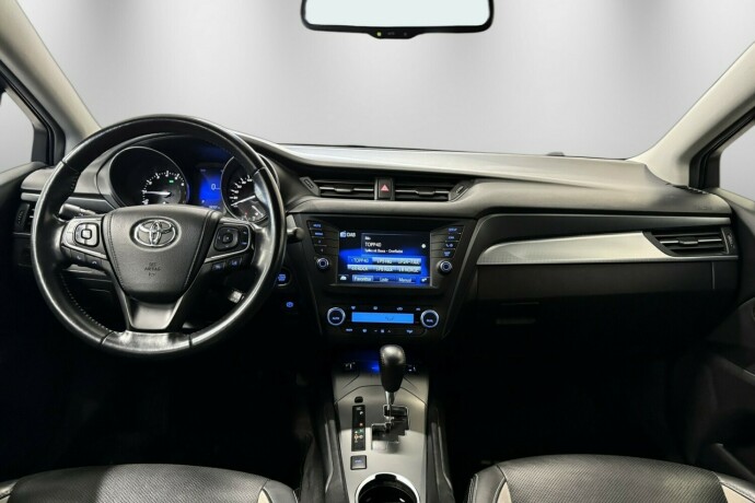 toyota-avensis-bensin-2019-big-15