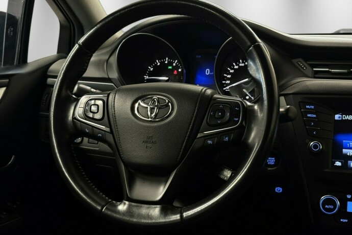 toyota-avensis-bensin-2019-big-14