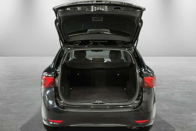 toyota-avensis-bensin-2019-big-10