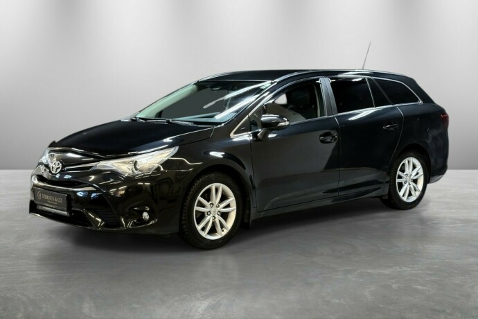 toyota-avensis-bensin-2019-big-1