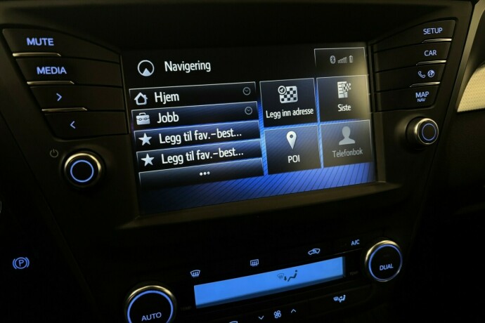 toyota-avensis-bensin-2019-big-22