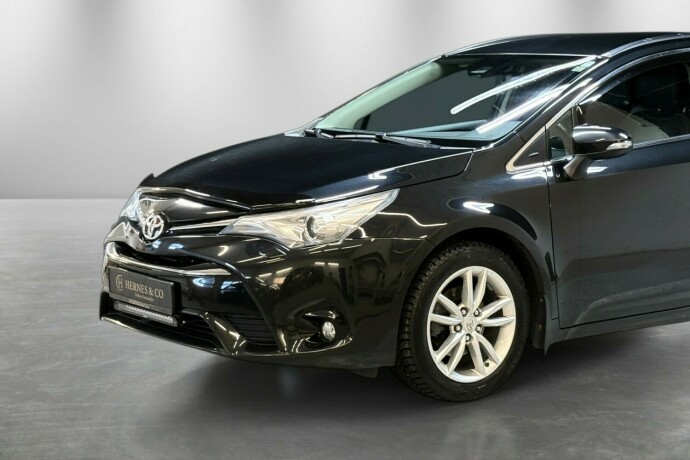 toyota-avensis-bensin-2019-big-2