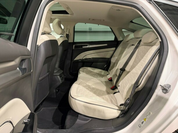 ford-mondeo-diesel-2017-big-11