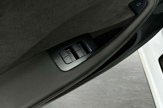 tesla-model-3-elektrisitet-2025-big-35