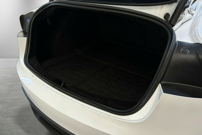 tesla-model-3-elektrisitet-2025-big-11