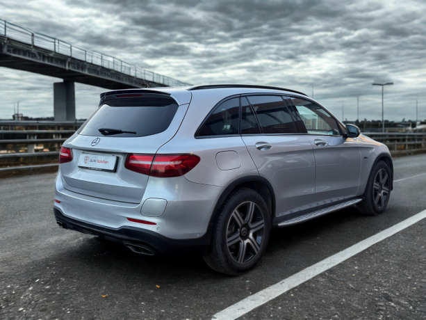 mercedes-benz-glc-elektrisitetbensin-2018-big-1