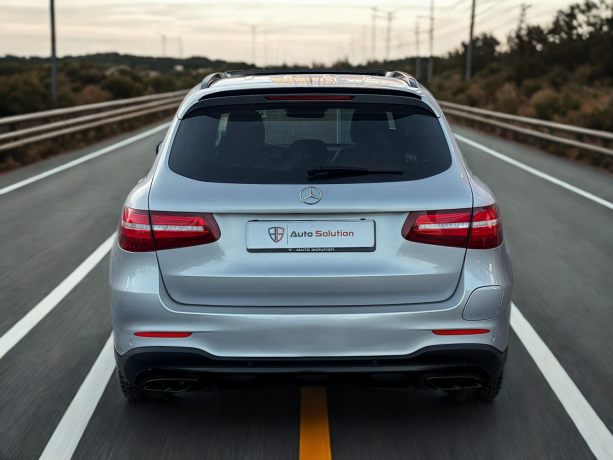 mercedes-benz-glc-elektrisitetbensin-2018-big-3