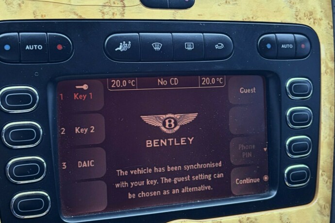 bentley-continental-bensin-2004-big-14