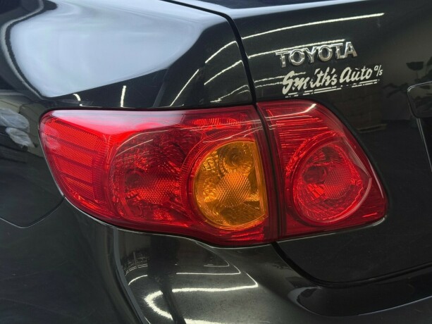 toyota-corolla-bensin-2009-big-6