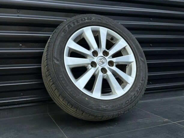 toyota-corolla-bensin-2009-big-26