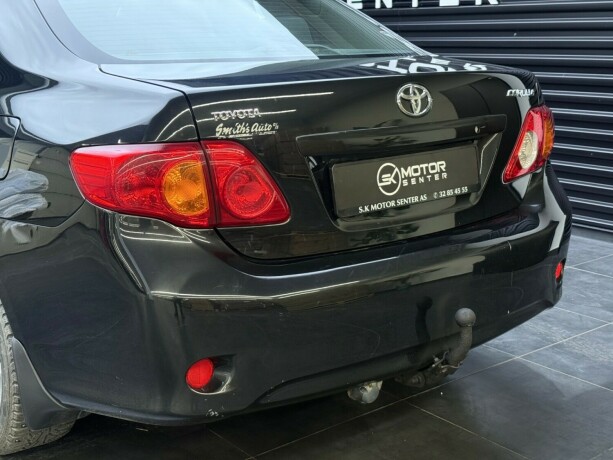toyota-corolla-bensin-2009-big-5