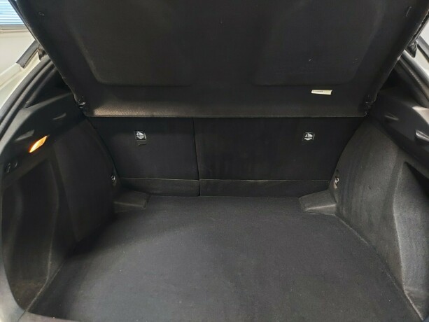 toyota-c-hr-elektrisitetbensin-2017-big-24