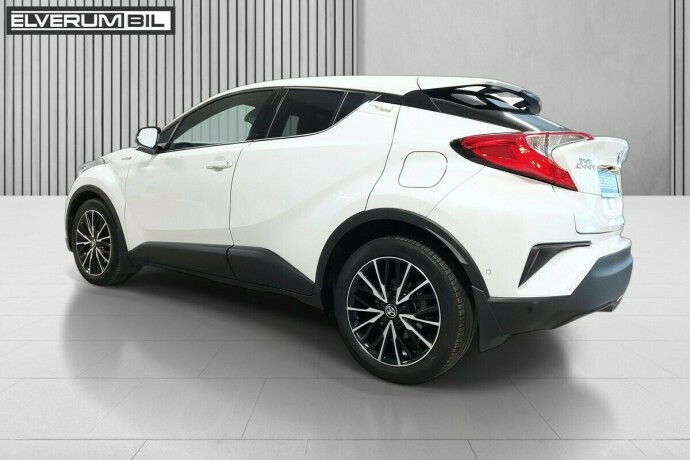toyota-c-hr-elektrisitetbensin-2017-big-5
