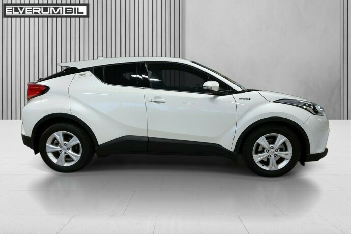 toyota-c-hr-elektrisitetbensin-2017-big-12