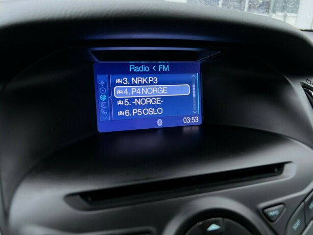 ford-focus-diesel-2012-big-15