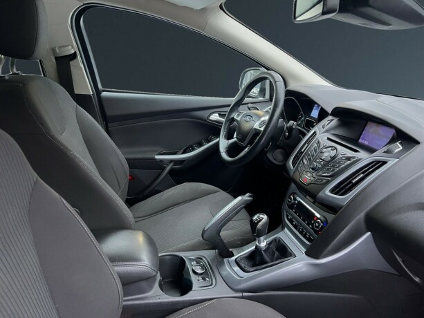 ford-focus-diesel-2012-big-11