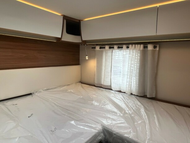 laika-ecovip-3019-2-enkle-senger-senkeseng-truma-6eh-diesel-2026-big-78