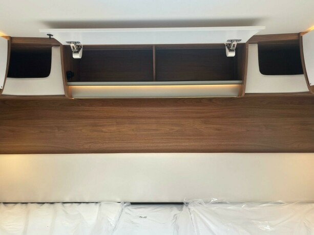 laika-ecovip-3019-2-enkle-senger-senkeseng-truma-6eh-diesel-2026-big-80