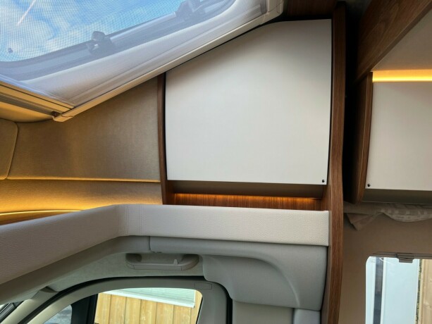 laika-ecovip-3019-2-enkle-senger-senkeseng-truma-6eh-diesel-2026-big-25