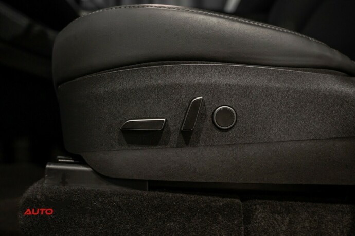 tesla-model-y-elektrisitet-2021-big-25