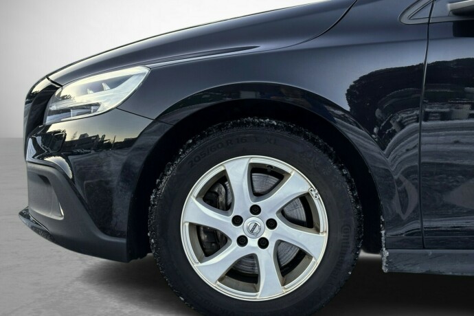 volvo-v40-cross-country-bensin-2019-big-8