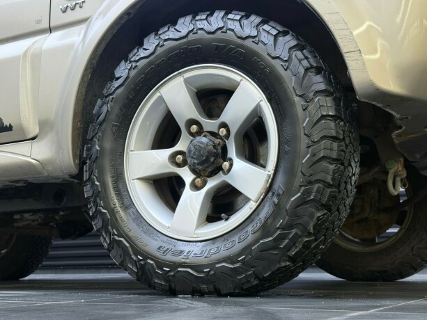 suzuki-jimny-bensin-2007-big-8