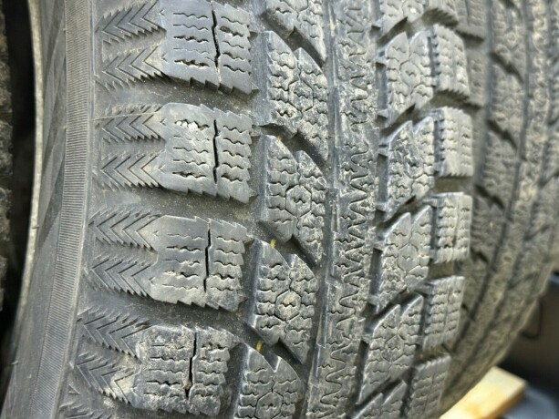 suzuki-jimny-bensin-2007-big-22