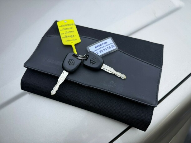 suzuki-jimny-bensin-2007-big-24