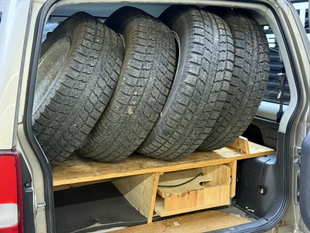 suzuki-jimny-bensin-2007-big-21