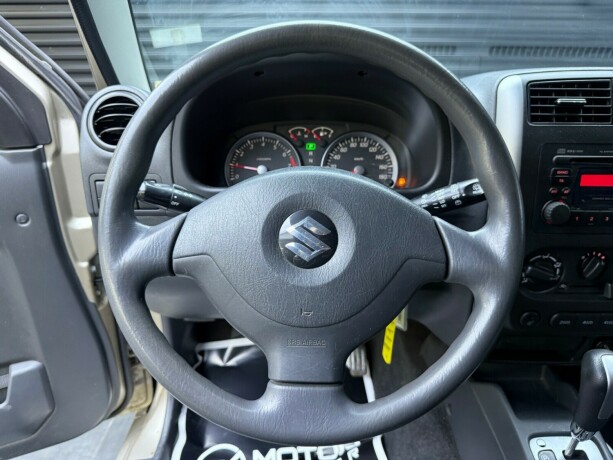 suzuki-jimny-bensin-2007-big-12