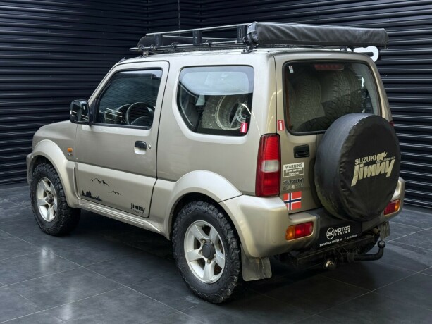suzuki-jimny-bensin-2007-big-2