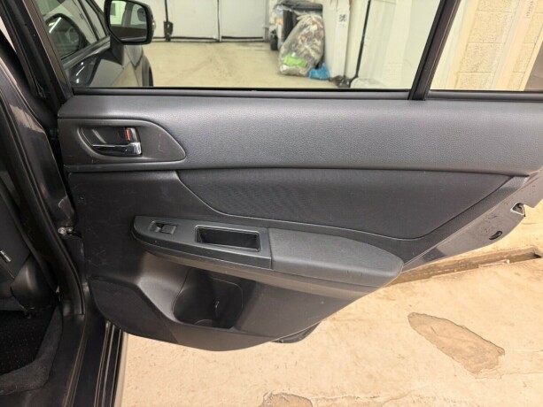 subaru-xv-diesel-2012-big-10