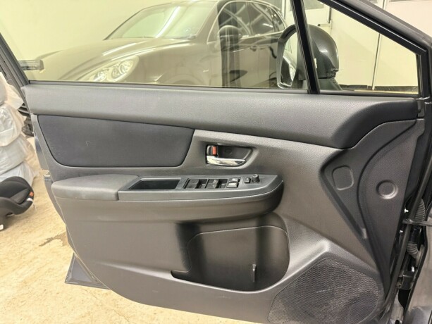 subaru-xv-diesel-2012-big-17