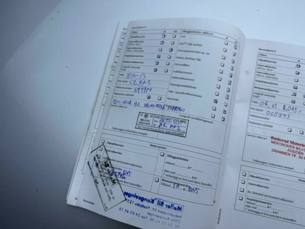 volkswagen-golf-diesel-2011-big-30