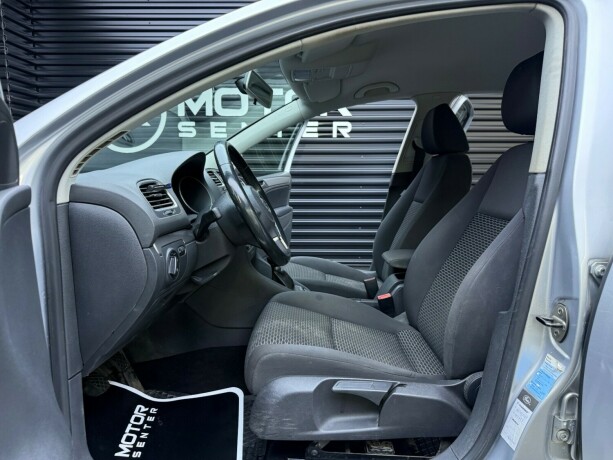 volkswagen-golf-diesel-2011-big-17