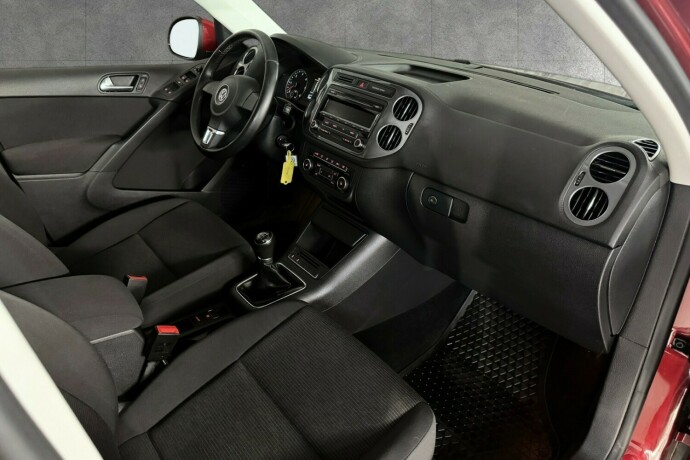 volkswagen-tiguan-diesel-2012-big-10
