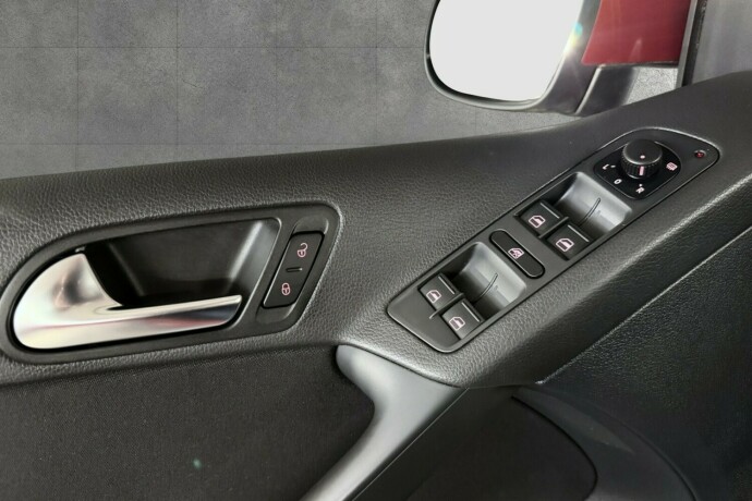 volkswagen-tiguan-diesel-2012-big-16