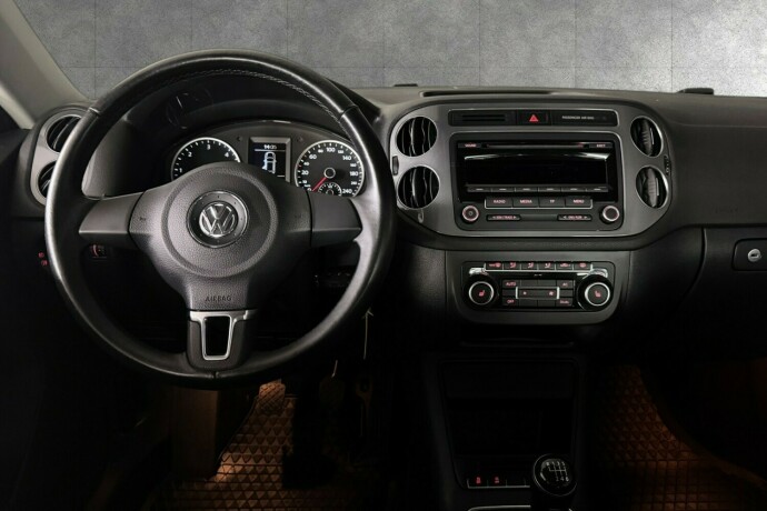 volkswagen-tiguan-diesel-2012-big-6