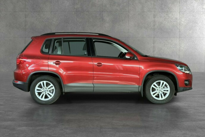 volkswagen-tiguan-diesel-2012-big-24