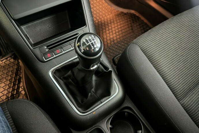 volkswagen-tiguan-diesel-2012-big-9