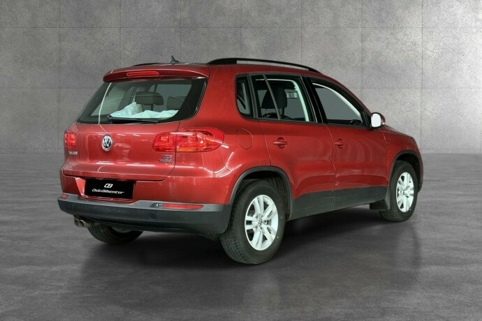volkswagen-tiguan-diesel-2012-big-22
