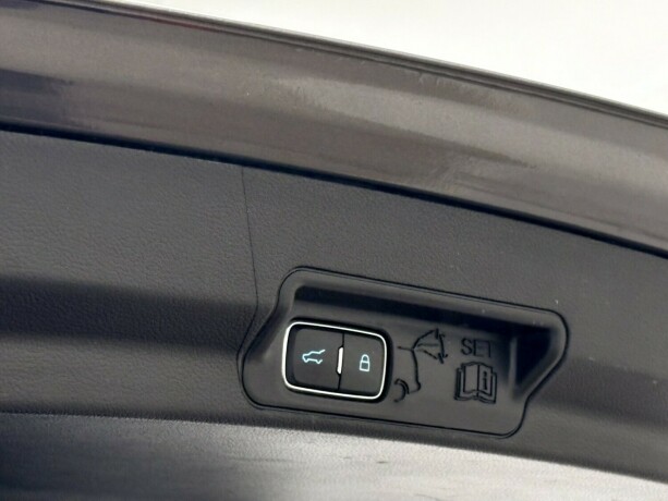 ford-explorer-plug-in-petrol-2021-big-32