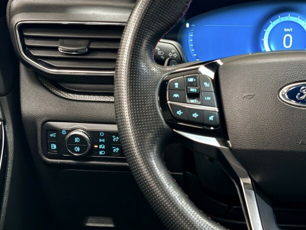 ford-explorer-plug-in-petrol-2021-big-17