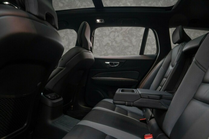 volvo-v60-elektrisitetbensin-2020-big-28